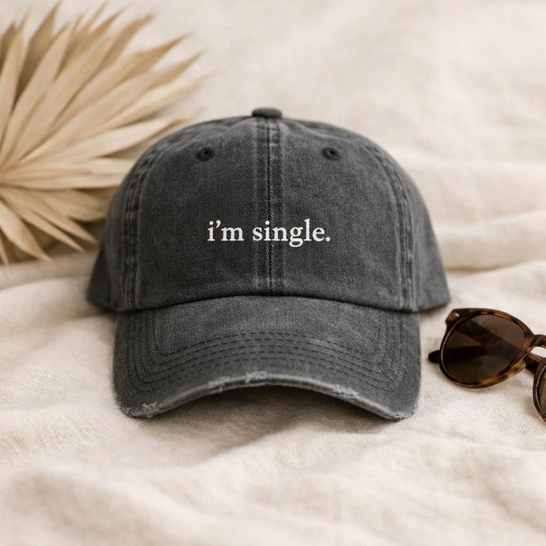 I'm Single Embroidered Baseball Cap For Men And Women | Adjustable Vintage Washed Cotton Dad Hat With Funny Dating Message